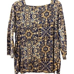 Chico’s top, knit, size Chico’s size 3, XL. Blue & cream designs. Supima cotton.